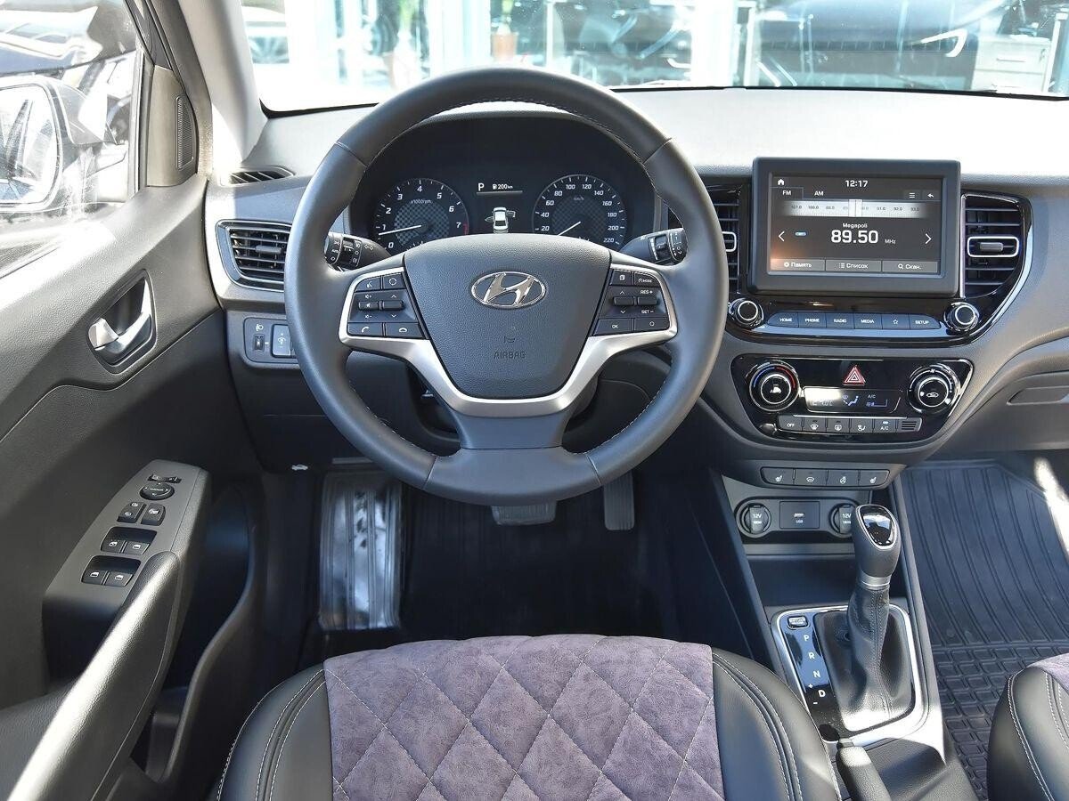 Hyundai Solaris 2021