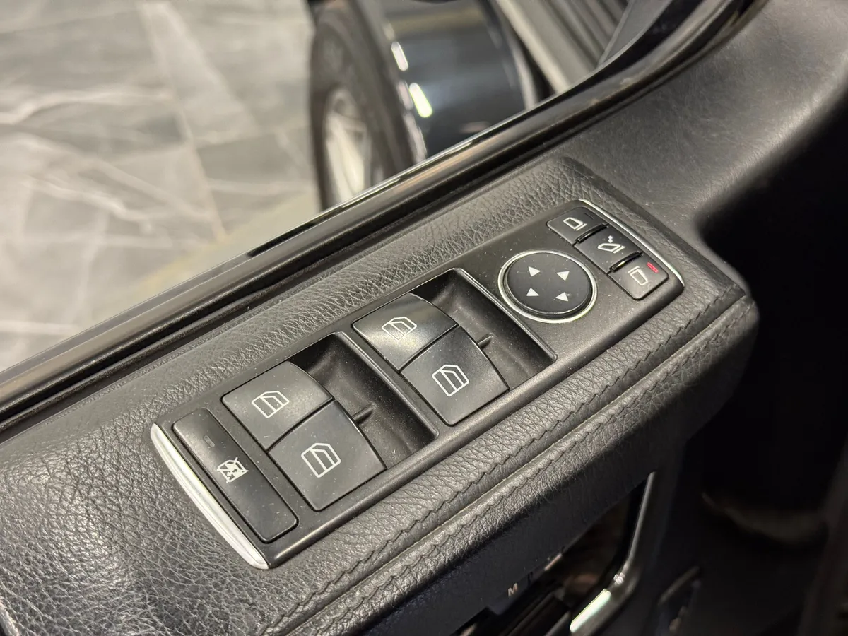 Mercedes-Benz G-Класс 2012 Базовая