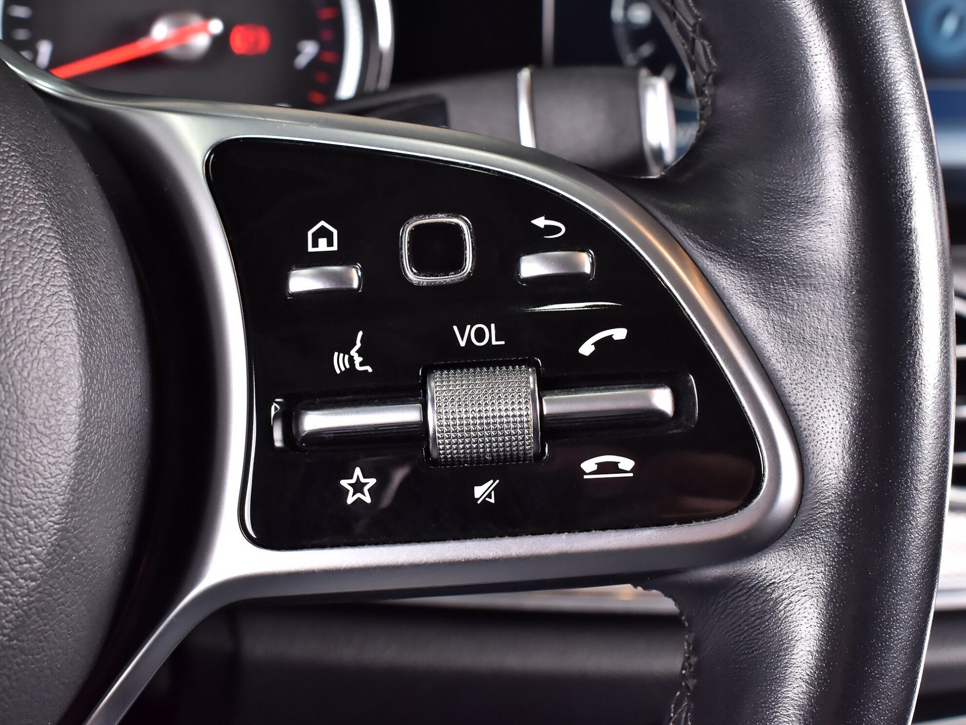 Mercedes-Benz E-Класс 2018 Comfort