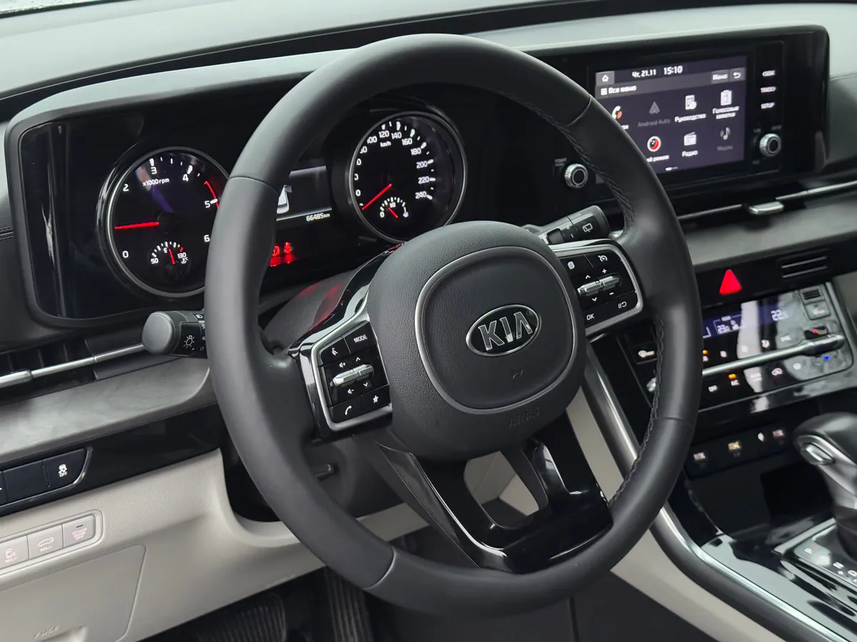 Kia Carnival 2021 Luxe