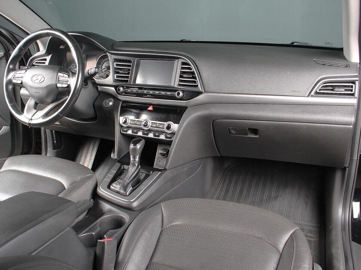 Hyundai Elantra 2019