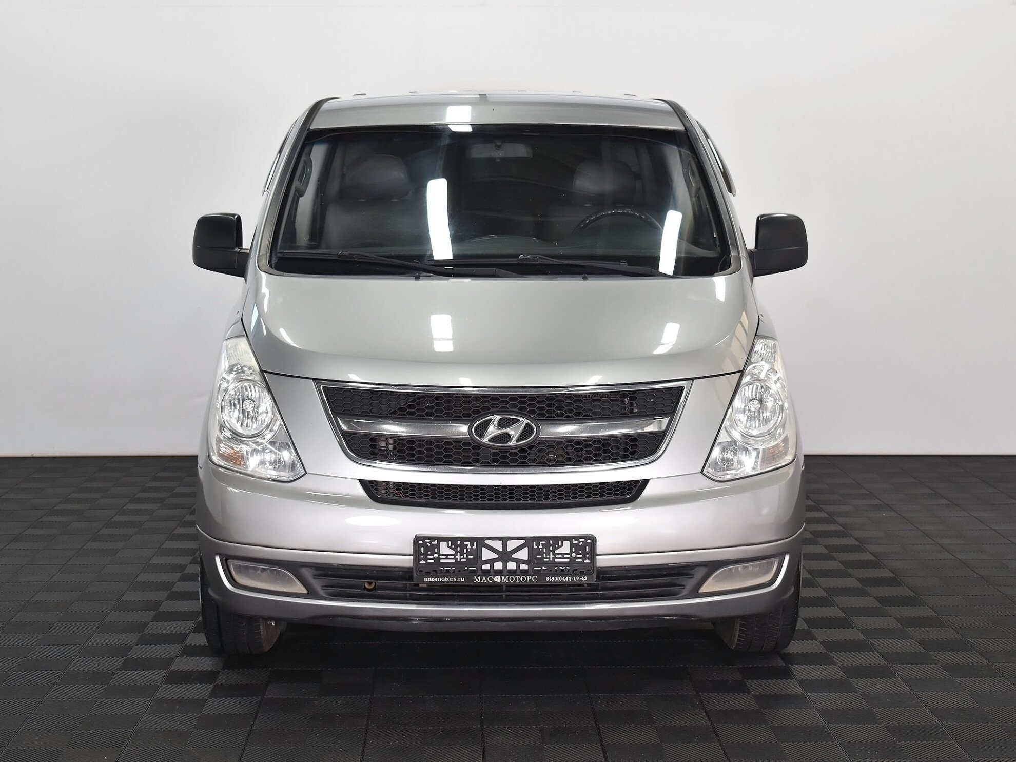 Hyundai Grand Starex 2011