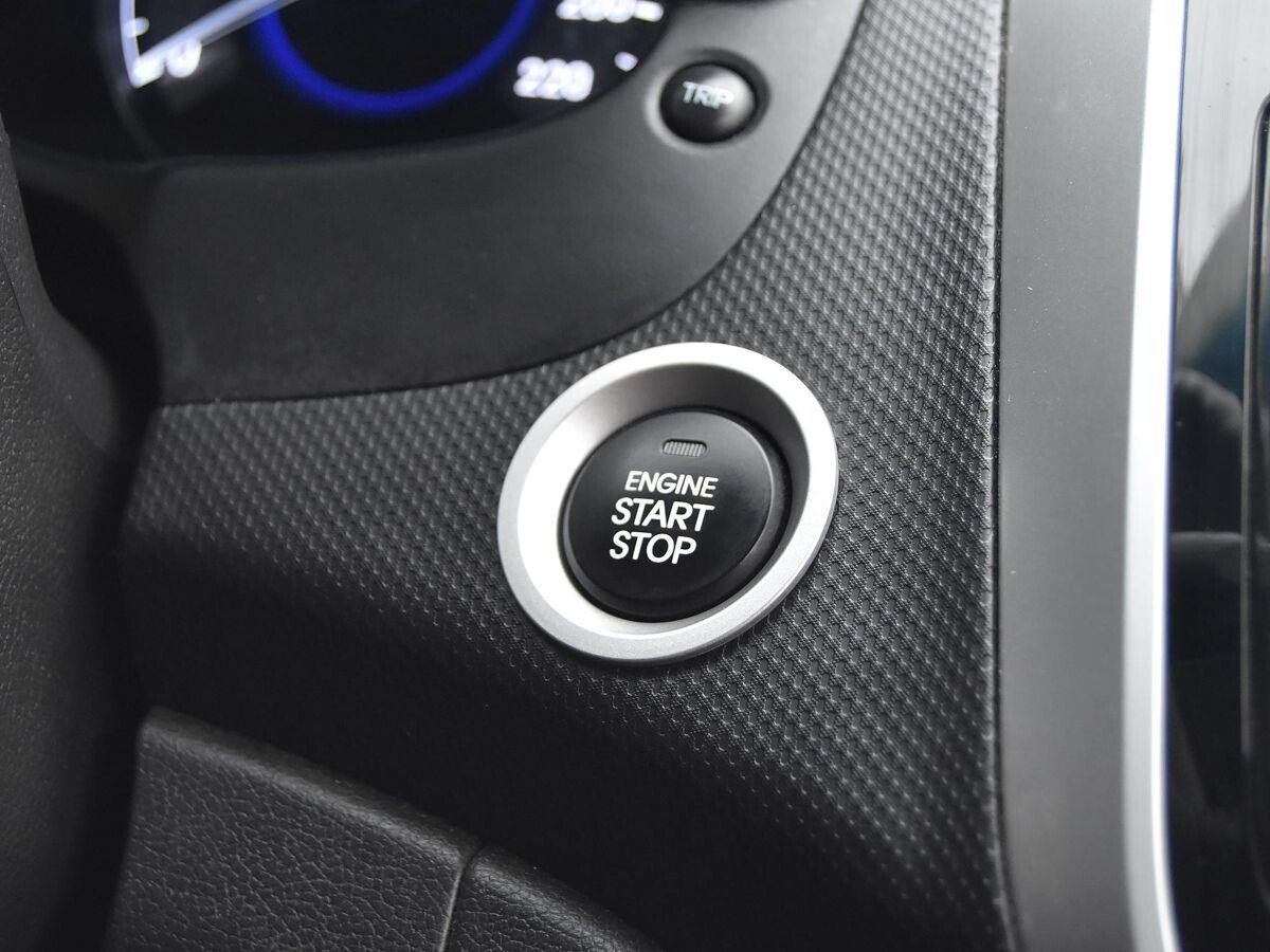 Hyundai Solaris 2011