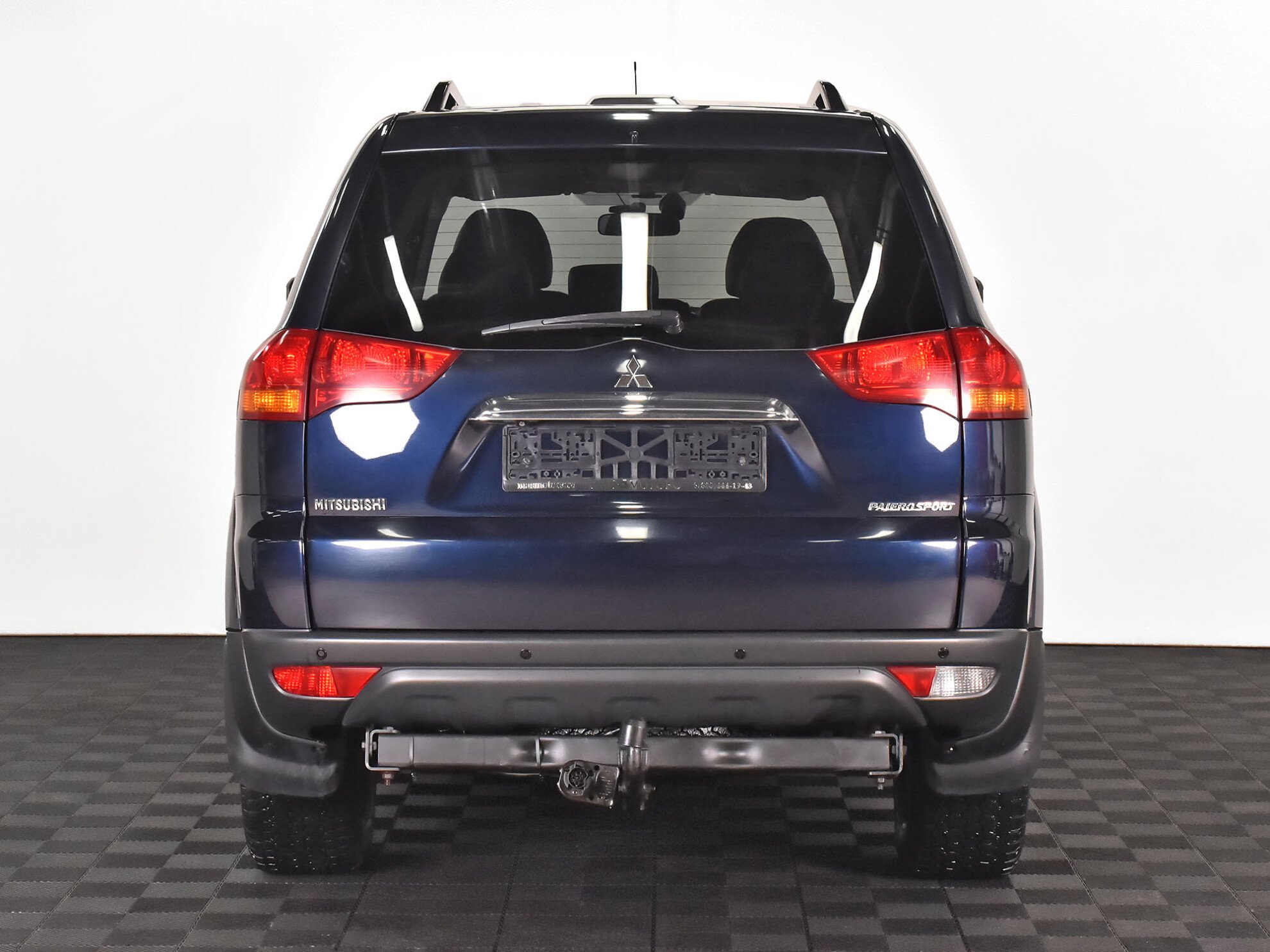 Mitsubishi Pajero Sport 2012 Ultimate S03
