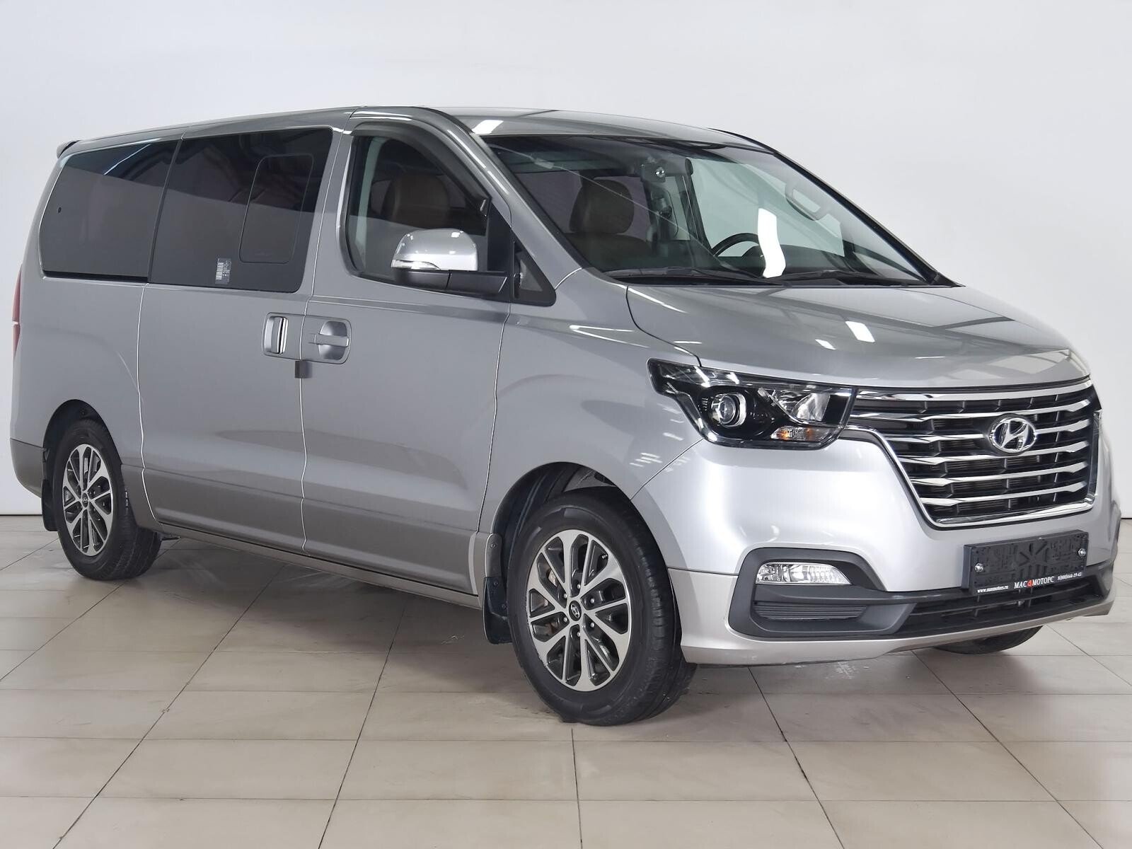 Hyundai Grand Starex 2018