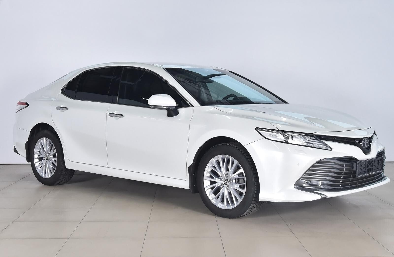 Toyota Camry 2019