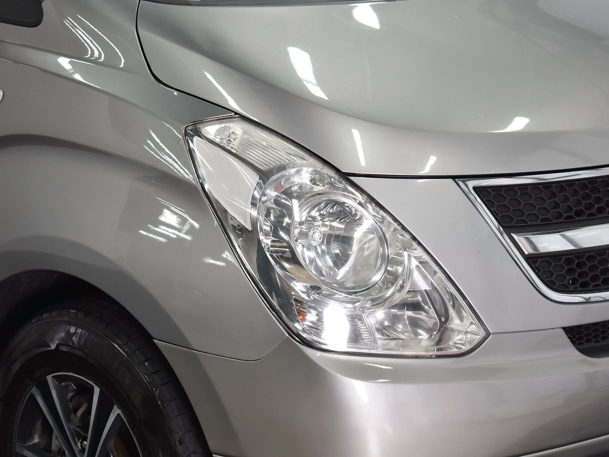 Hyundai Grand Starex 2011