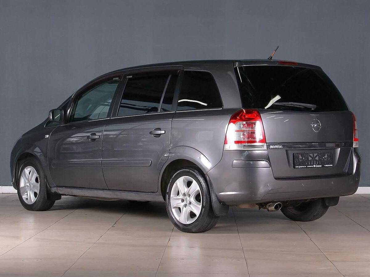 Opel Zafira 2011