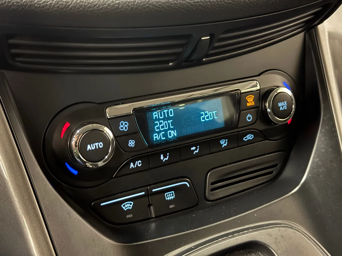 Ford Kuga 2016