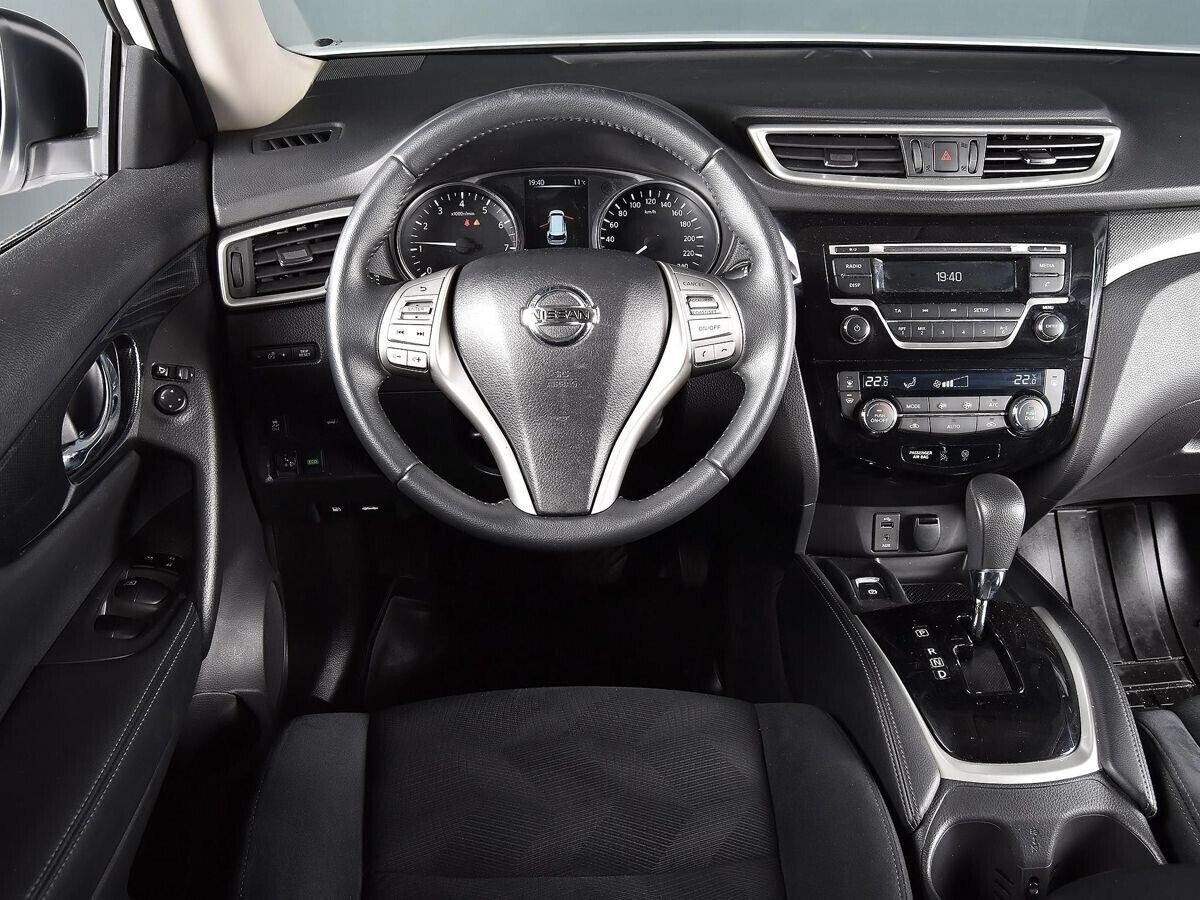 Nissan X-Trail 2015