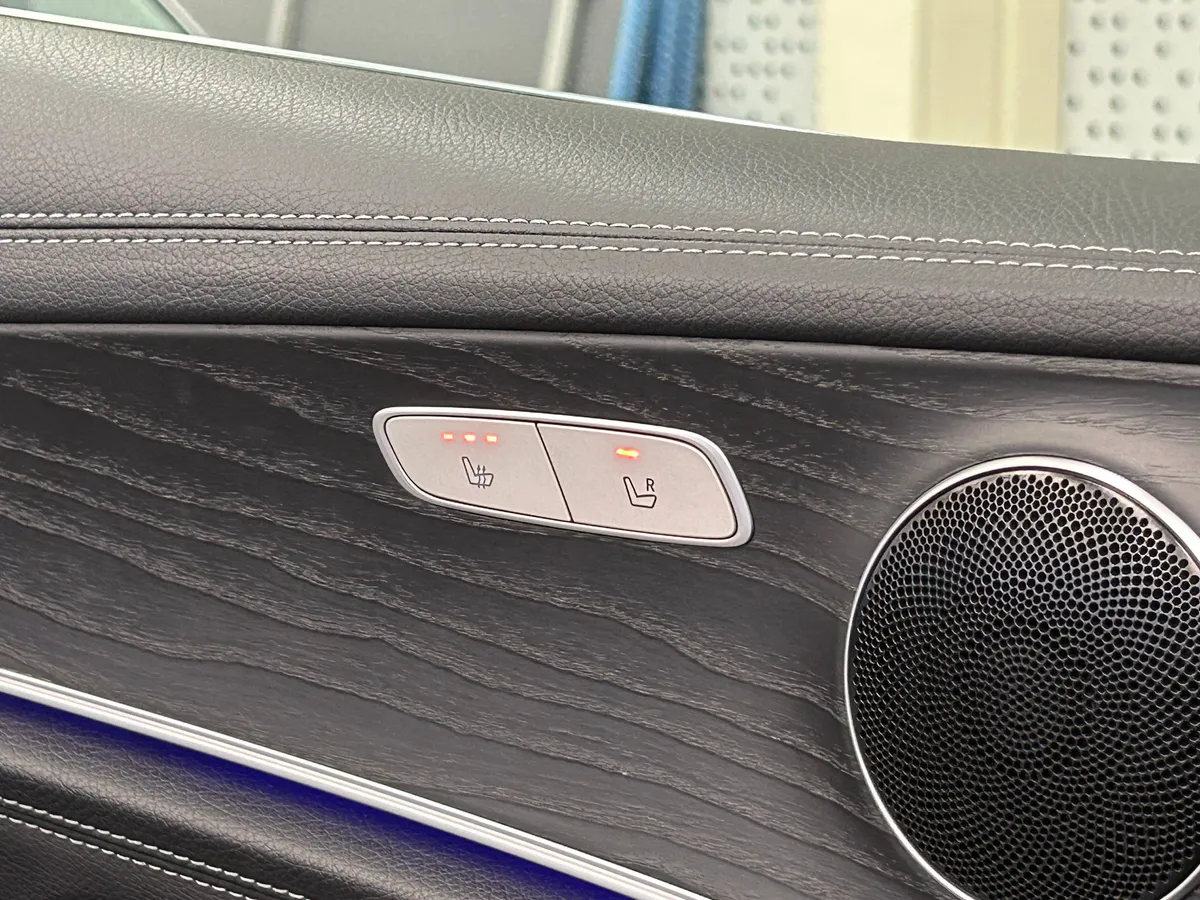 Mercedes-Benz E-Класс 2018 E 220 d 4MATIC Premium