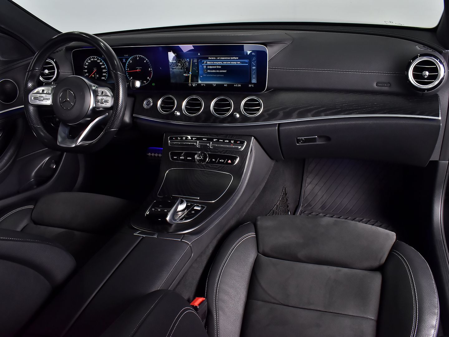 Mercedes-Benz E-Класс 2018 E 220 d 4MATIC Premium