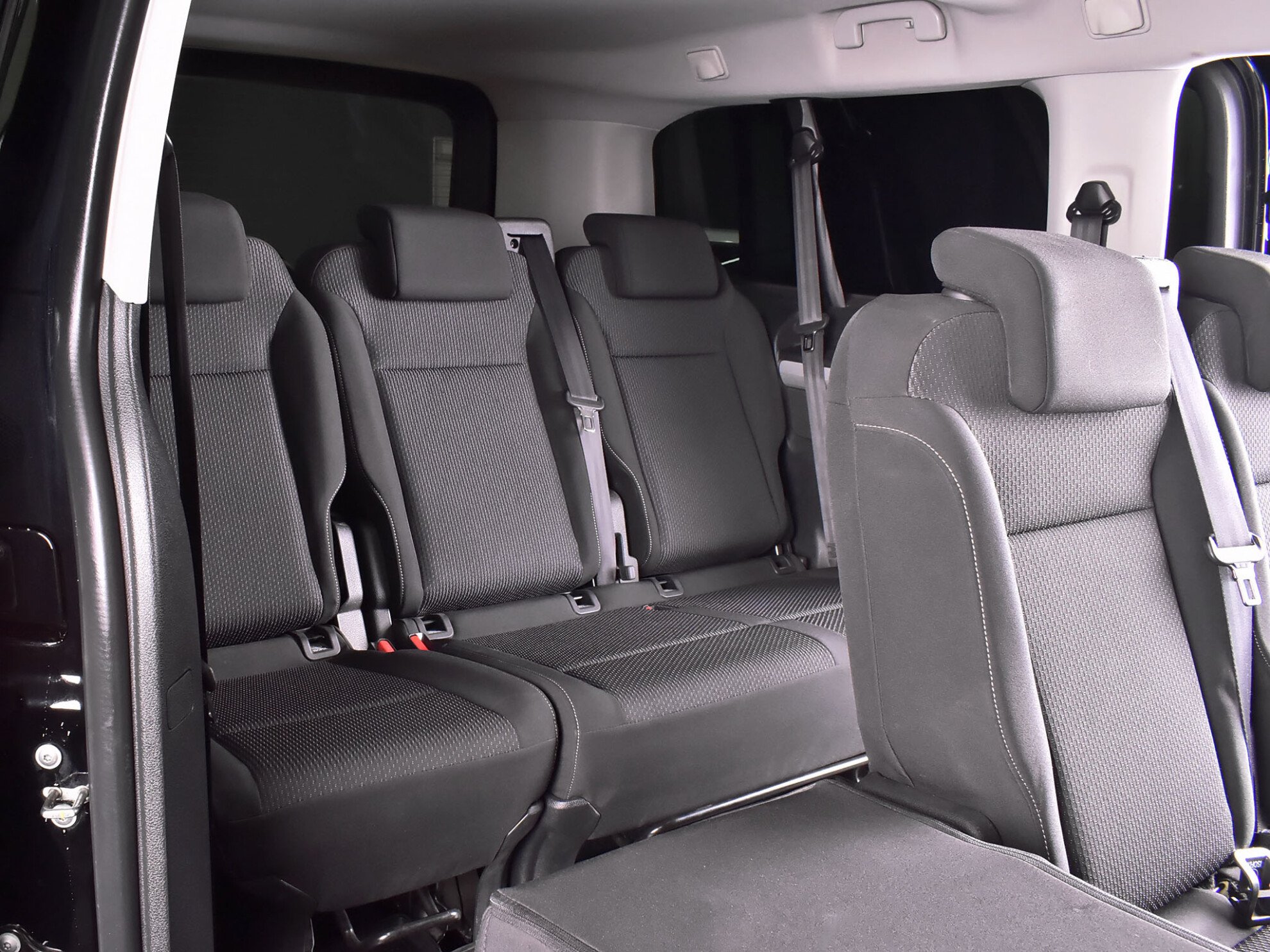 Peugeot Traveller 2021 Active