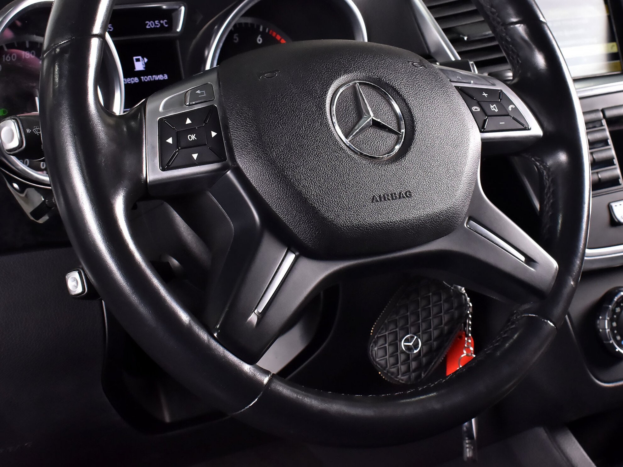 Mercedes-Benz M-Класс 2012 Comfort