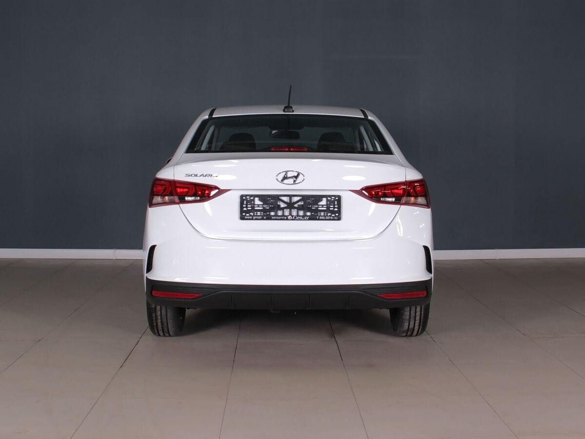Hyundai Solaris 2022