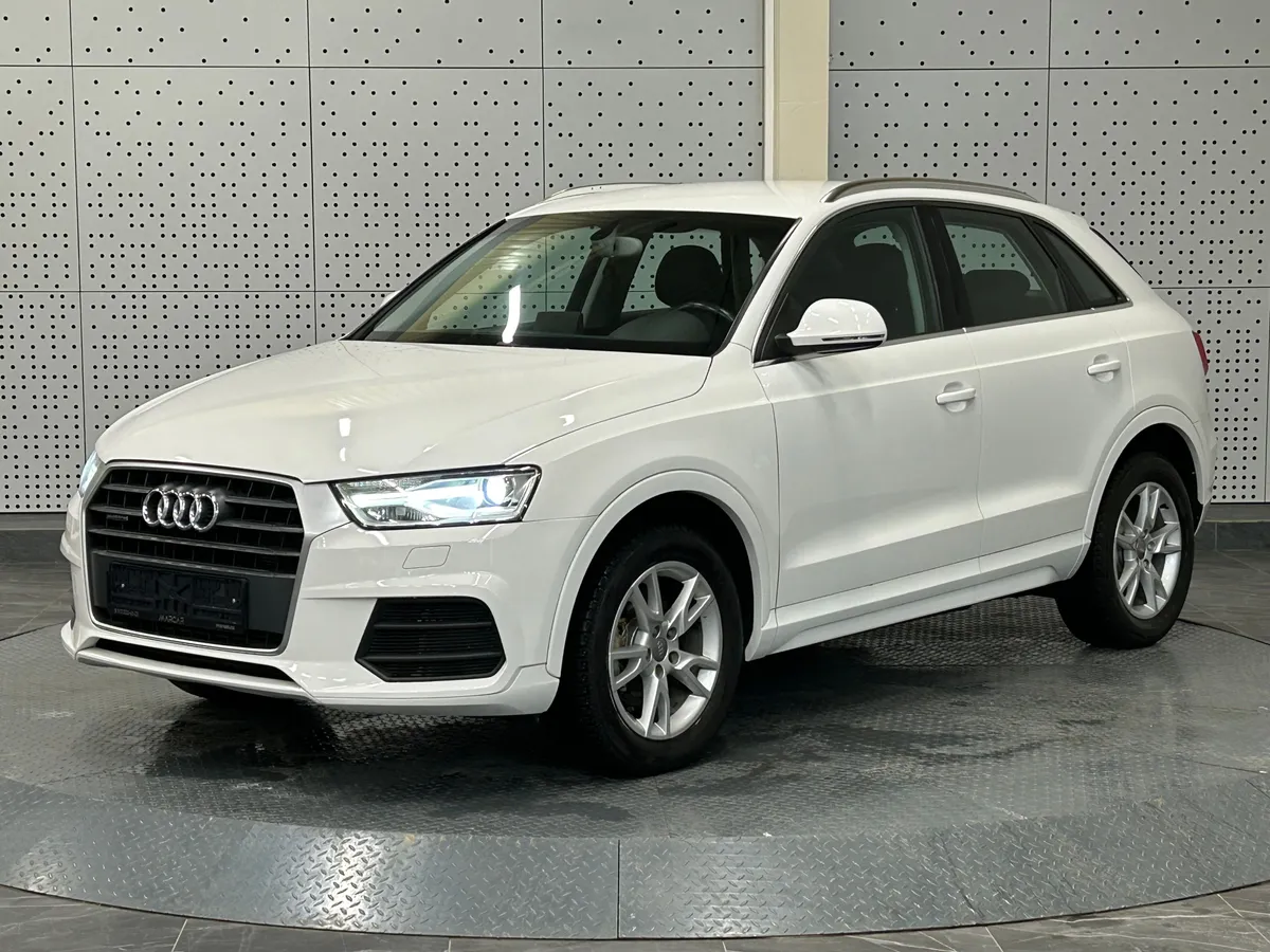 Audi Q3 2015 Design