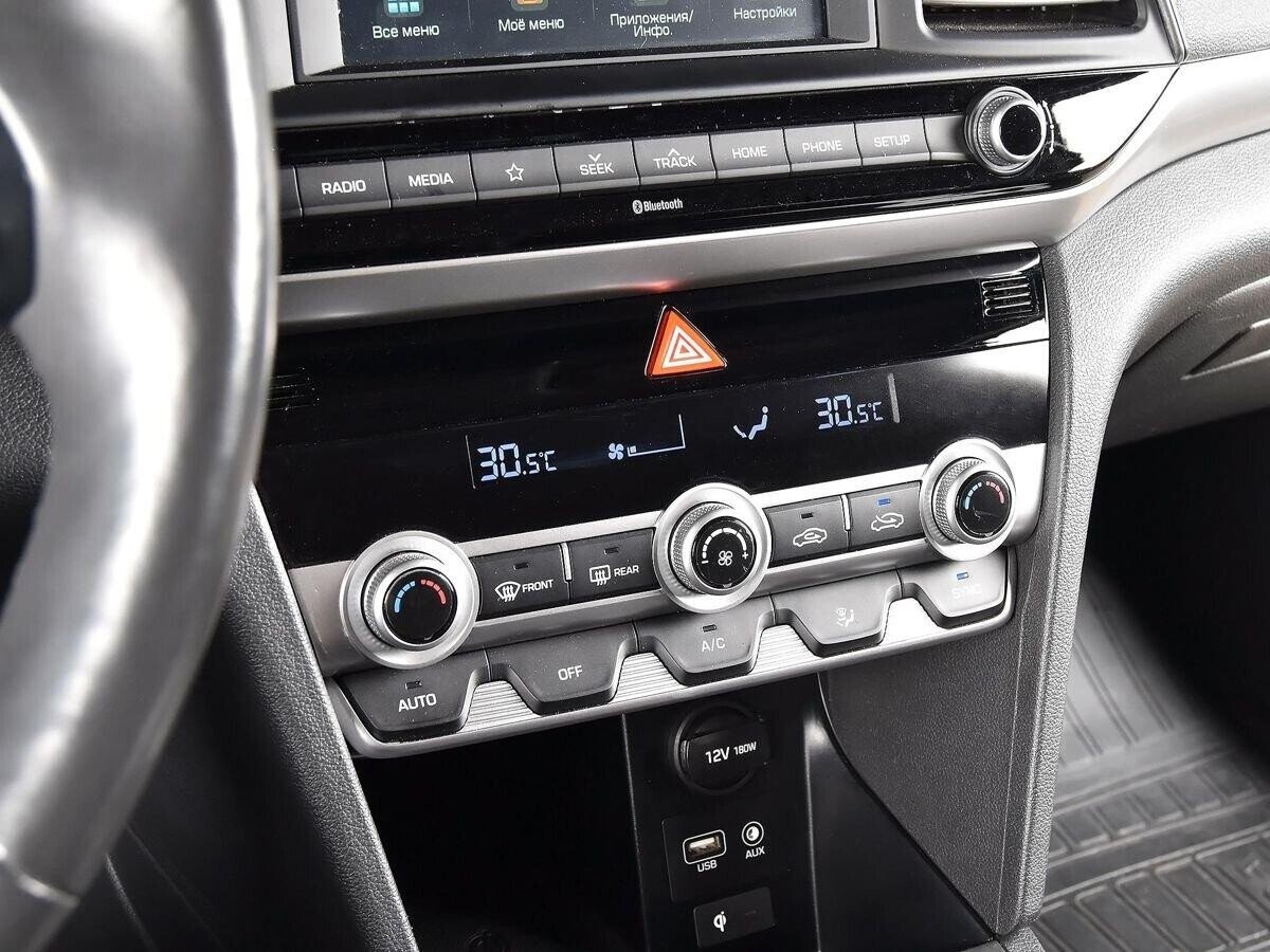 Hyundai Elantra 2019