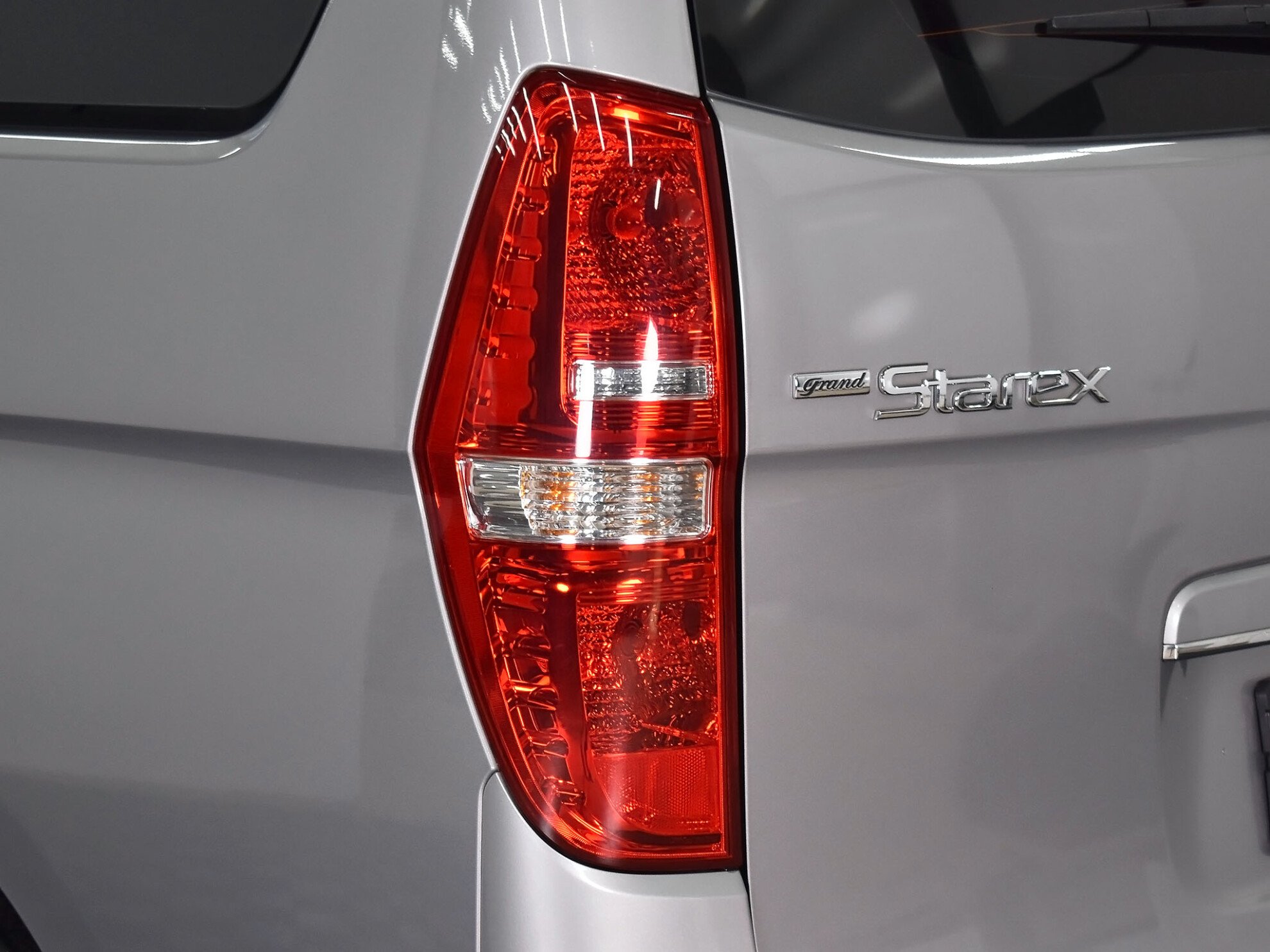 Hyundai Grand Starex 2018