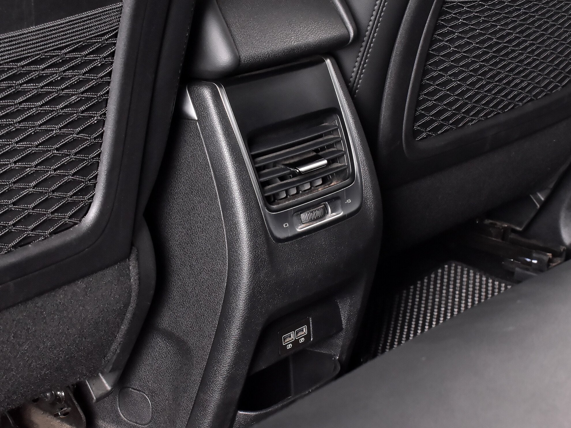 Geely Atlas 2019 Luxury LED