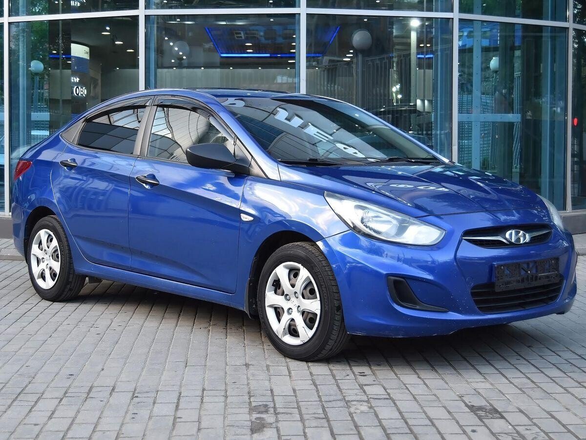 Hyundai Solaris 2013