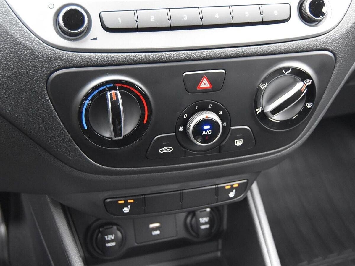 Hyundai Solaris 2021