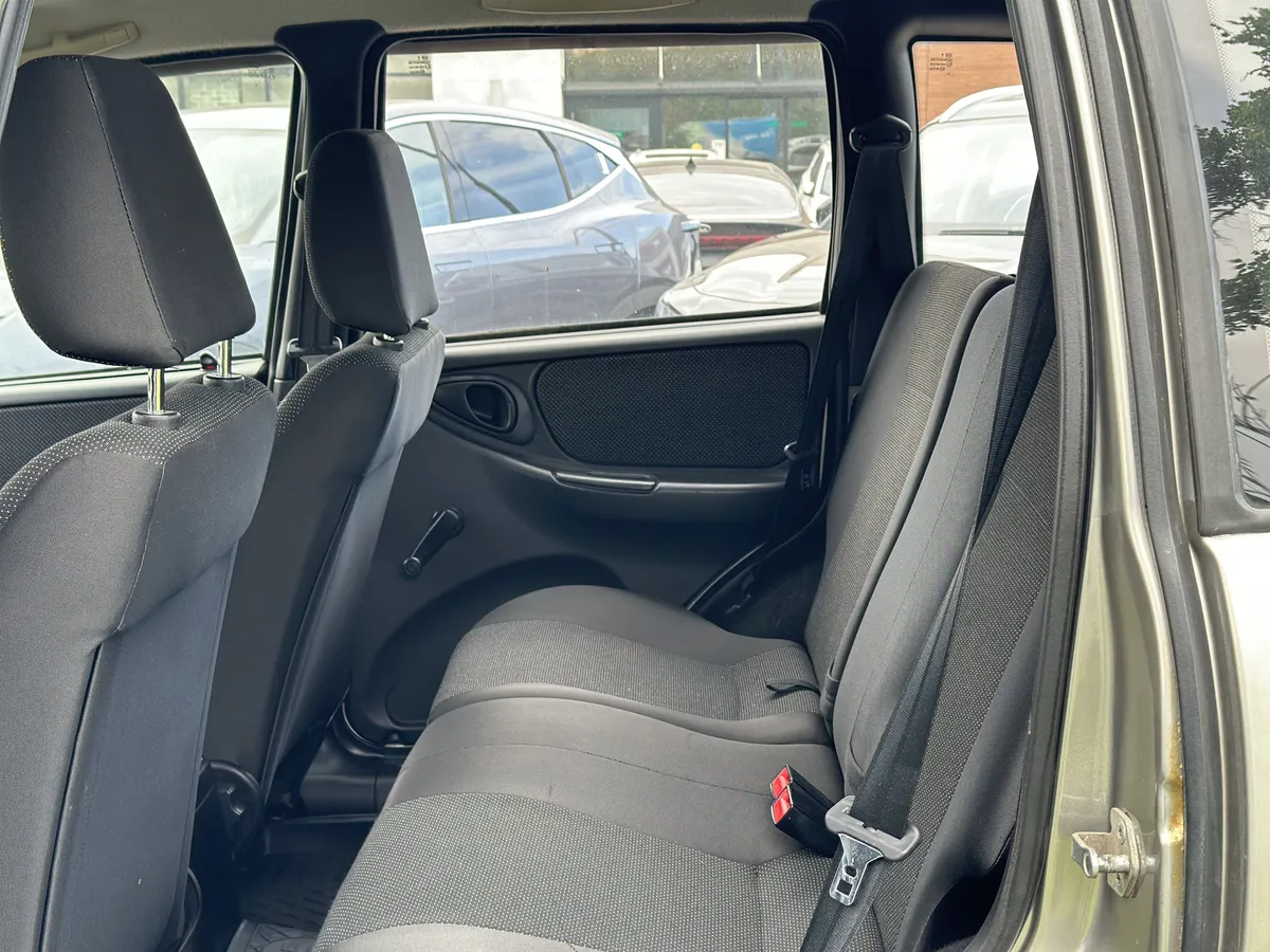 Chevrolet Niva 2015 SE