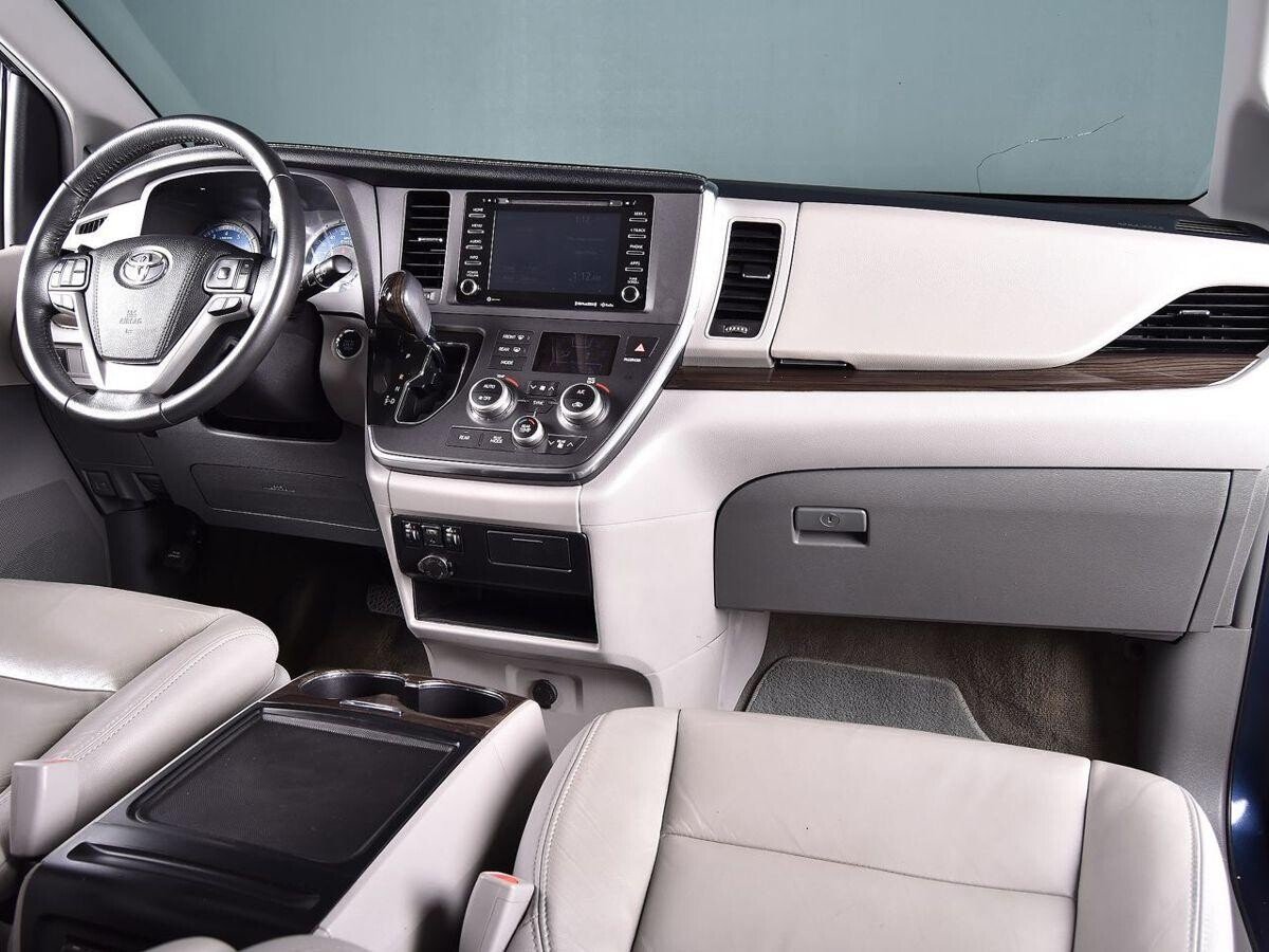 Toyota Sienna 2018