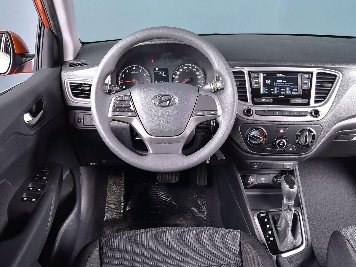 Hyundai Solaris 2021