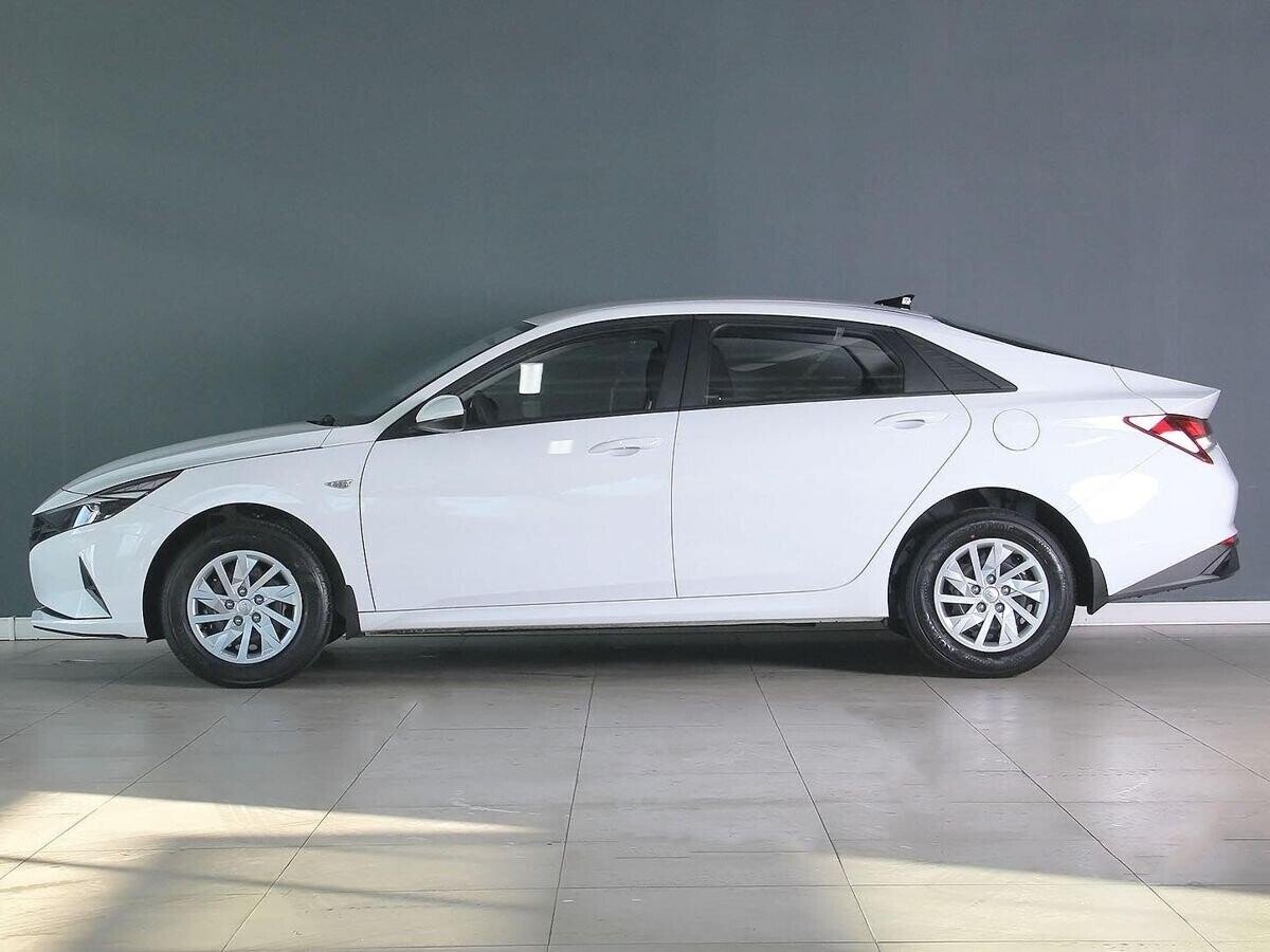 Hyundai Elantra 2021