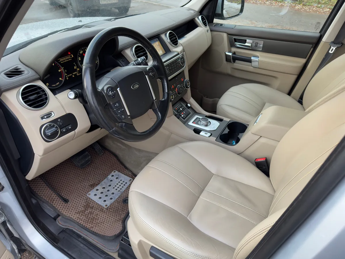 Land Rover Discovery 2015