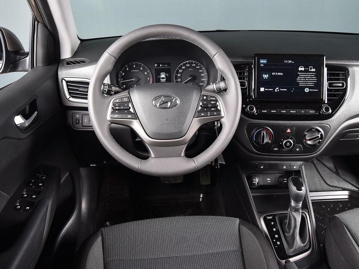 Hyundai Solaris 2021