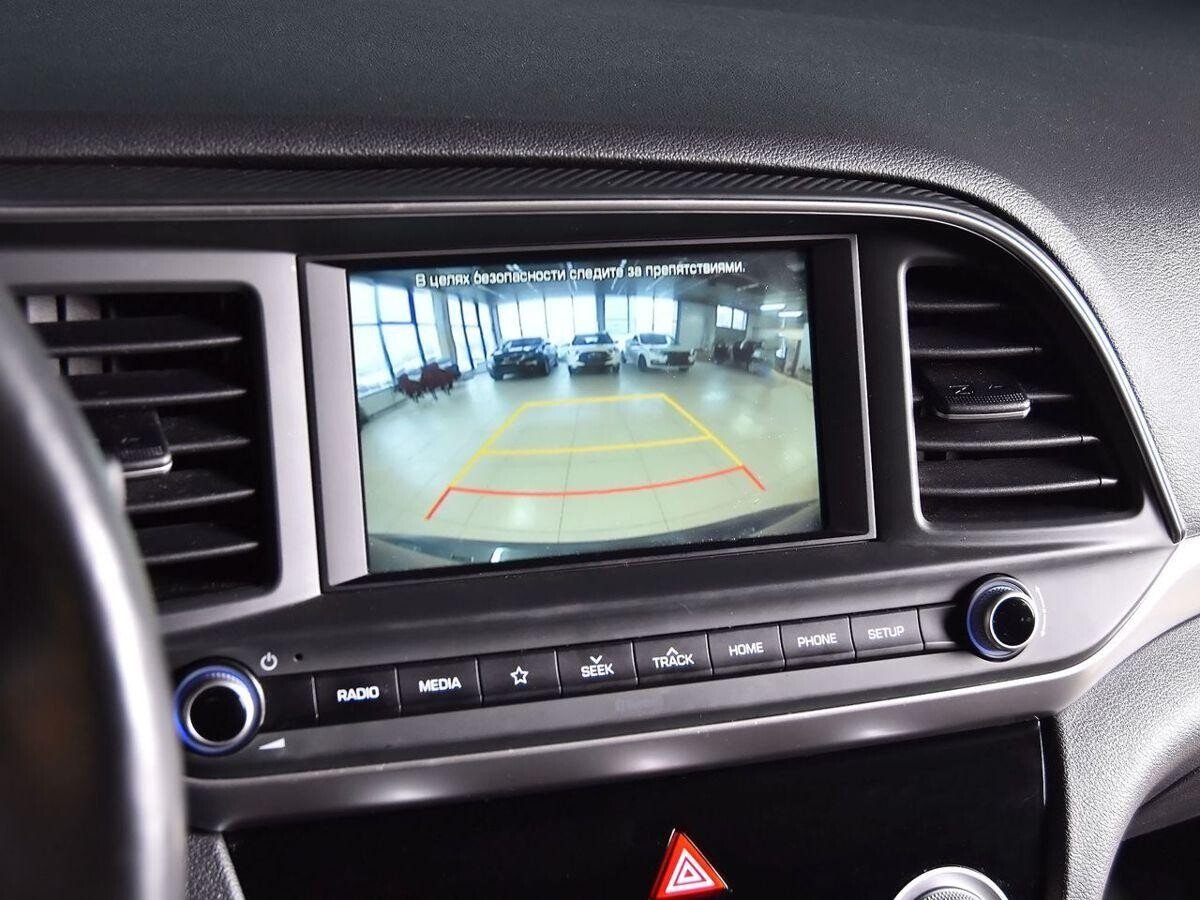 Hyundai Elantra 2019