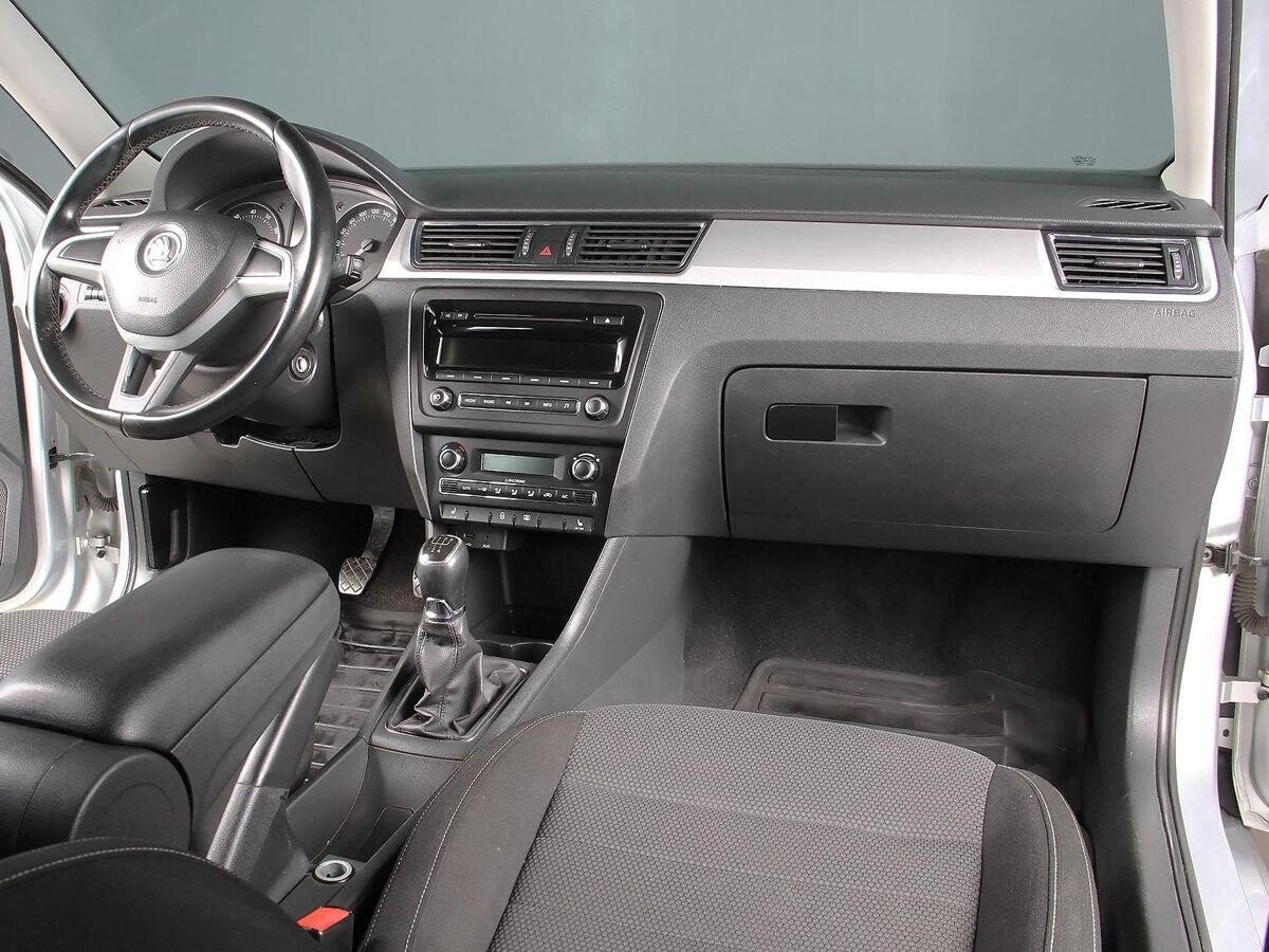 Skoda Rapid 2015