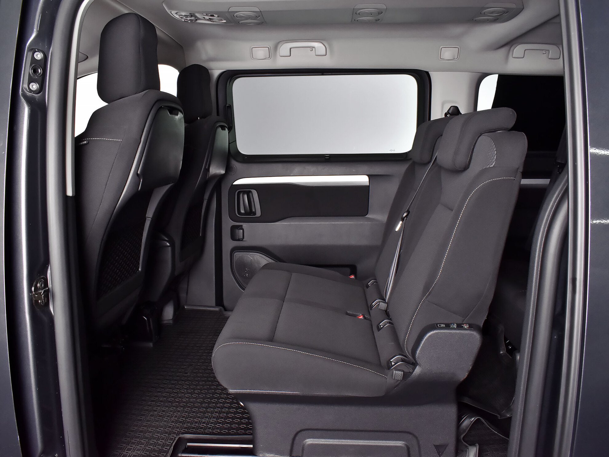 Peugeot Traveller 2021 Active