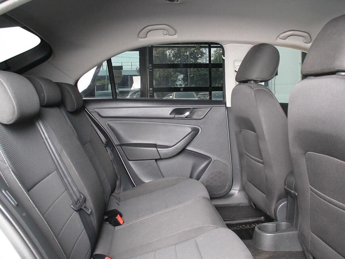 Skoda Rapid 2015