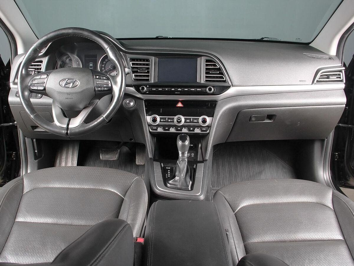 Hyundai Elantra 2019