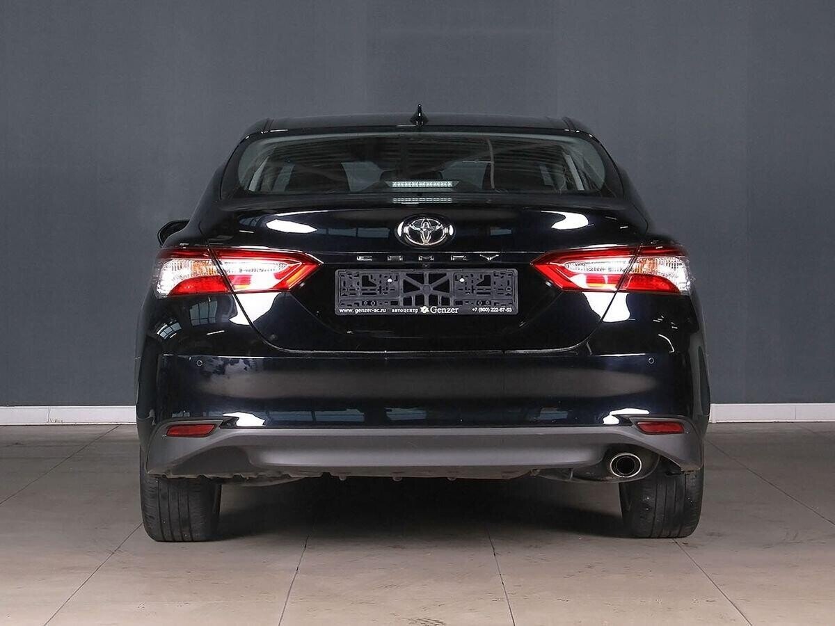 Toyota Camry 2020