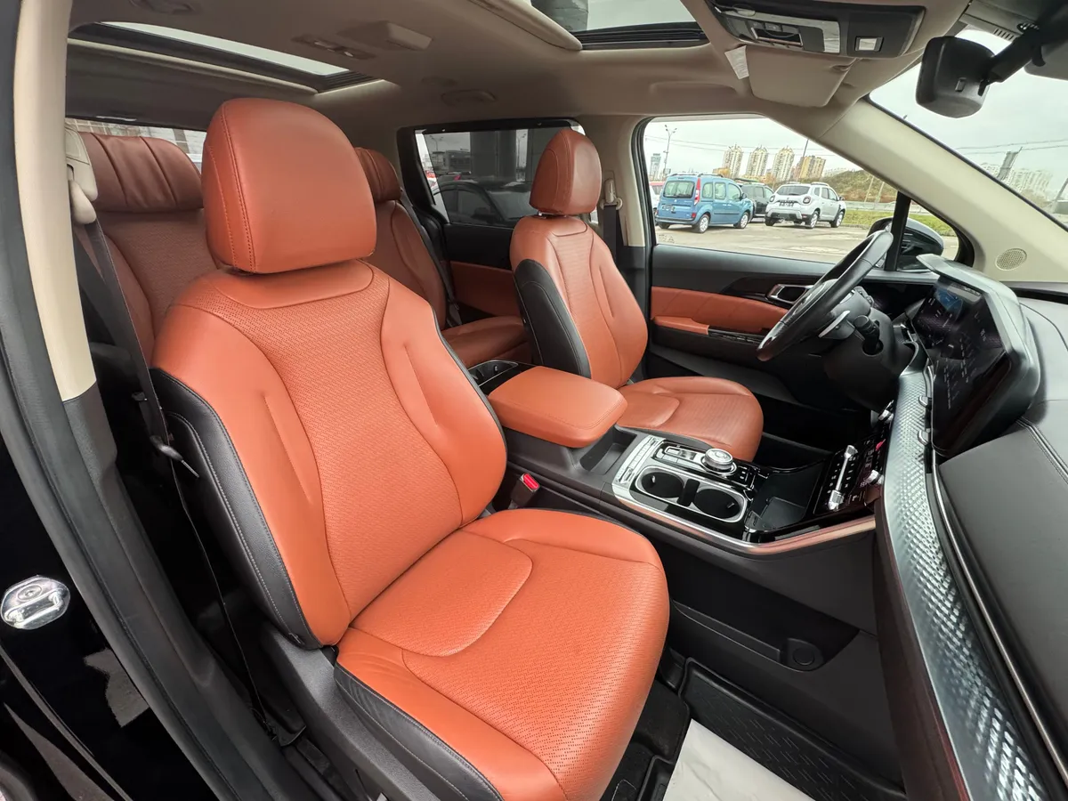 Kia Carnival 2021 Premium+