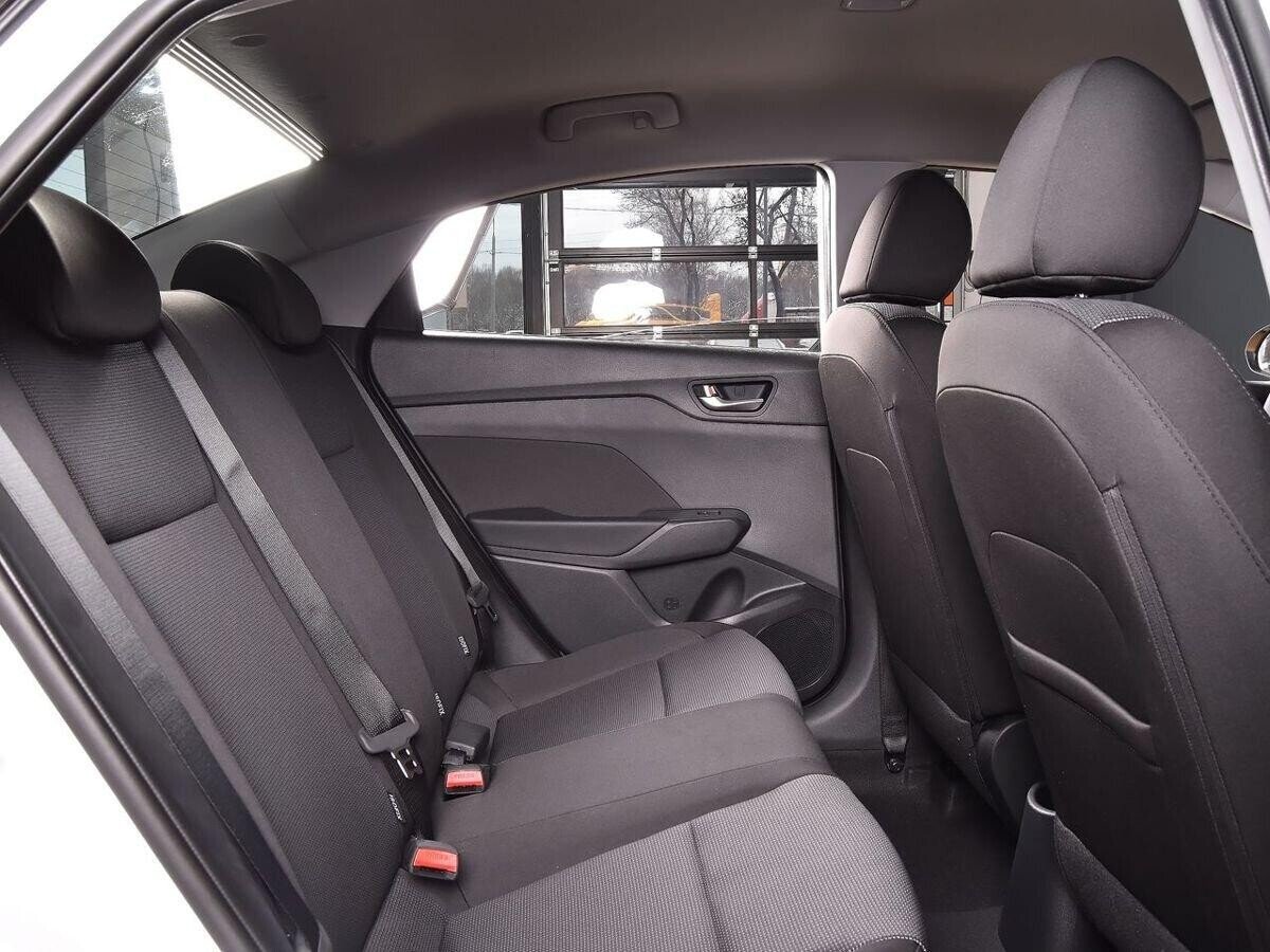 Hyundai Solaris 2021