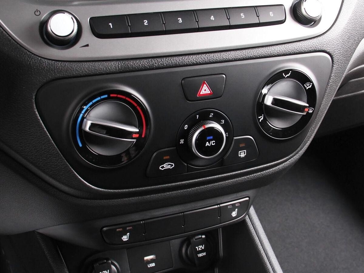 Hyundai Solaris 2021