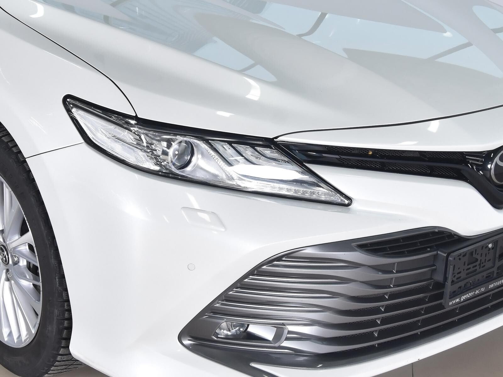 Toyota Camry 2019