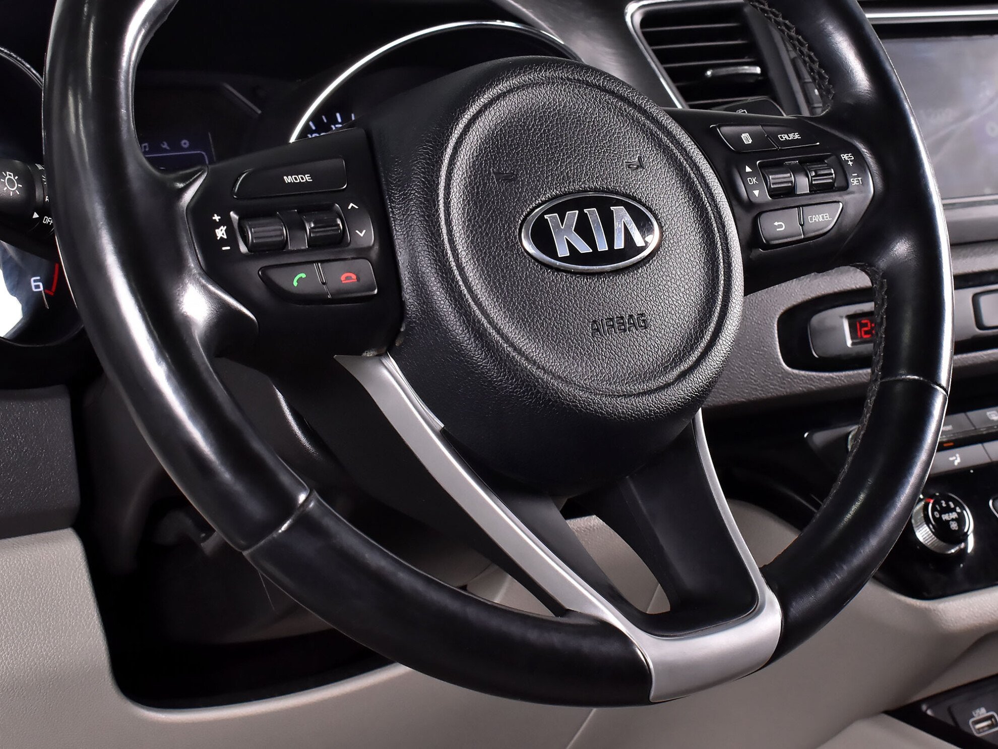 Kia Carnival 2017