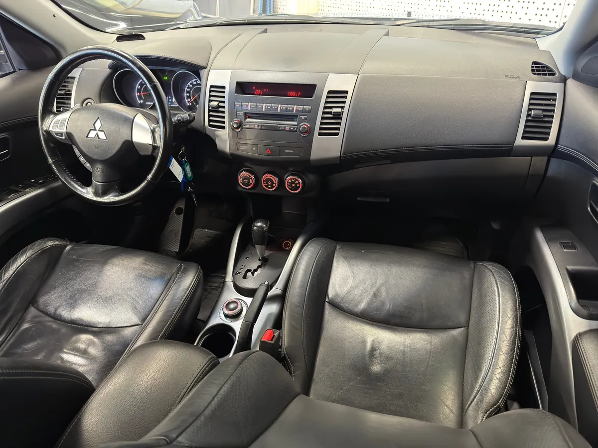 Mitsubishi Outlander 2011 Instyle S26