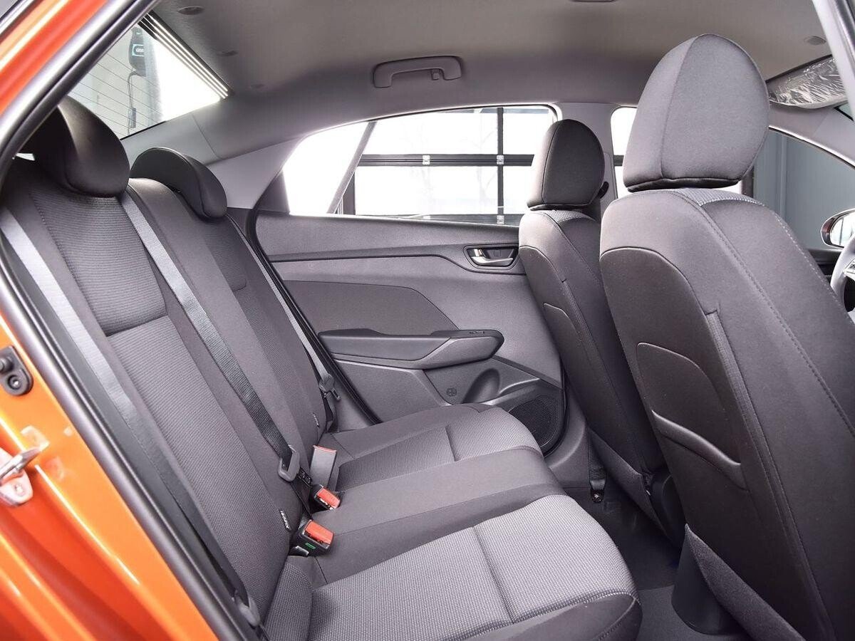 Hyundai Solaris 2021