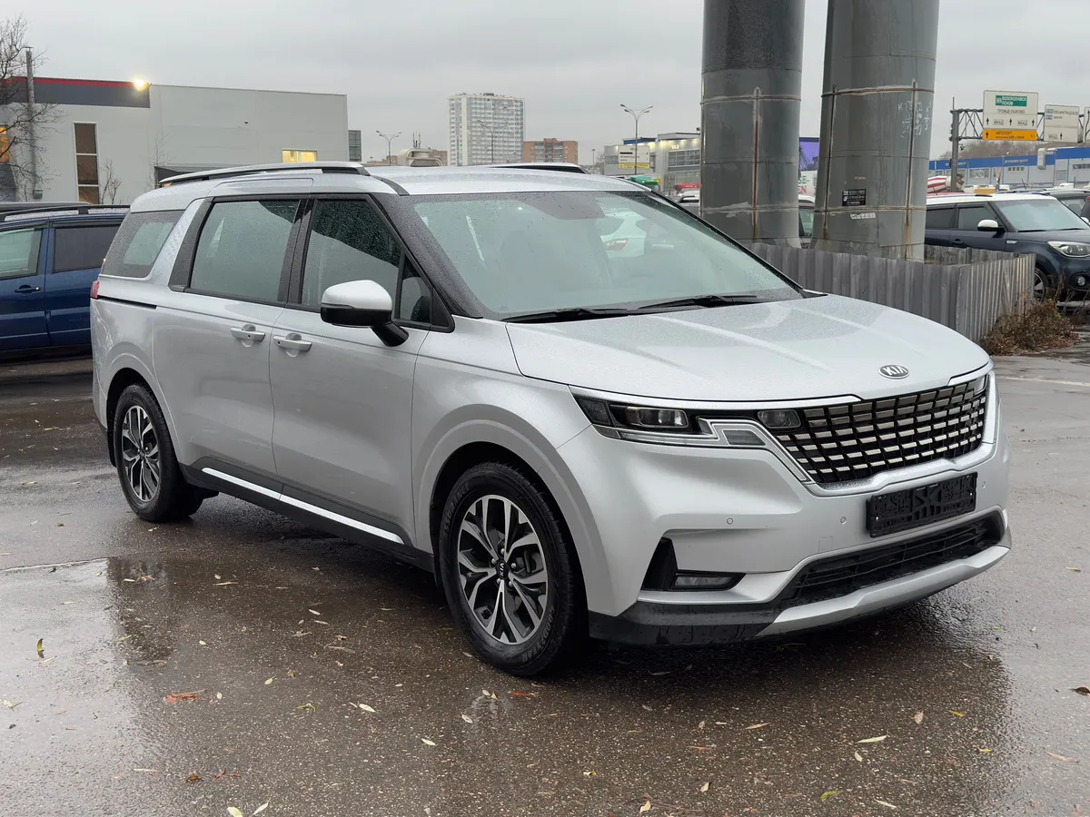 Kia Carnival 2021 Luxe