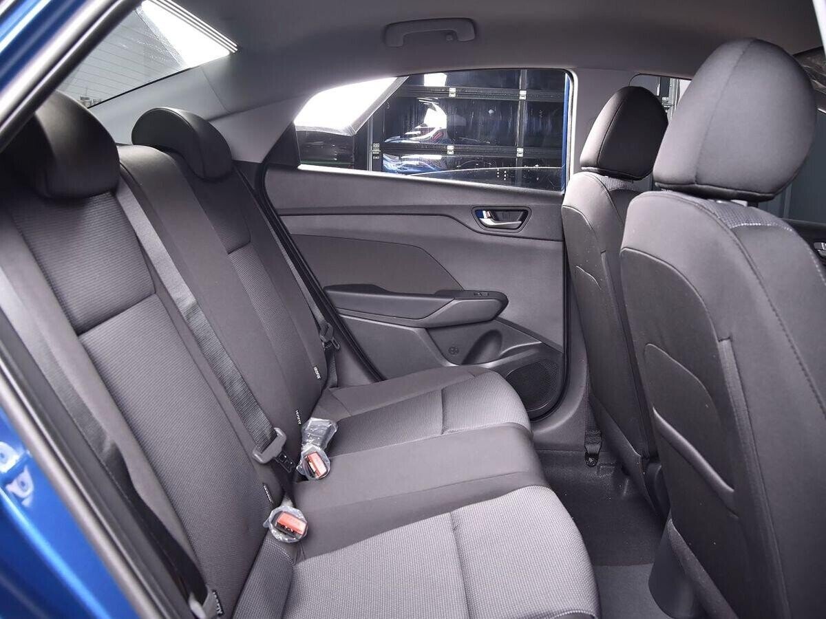 Hyundai Solaris 2021