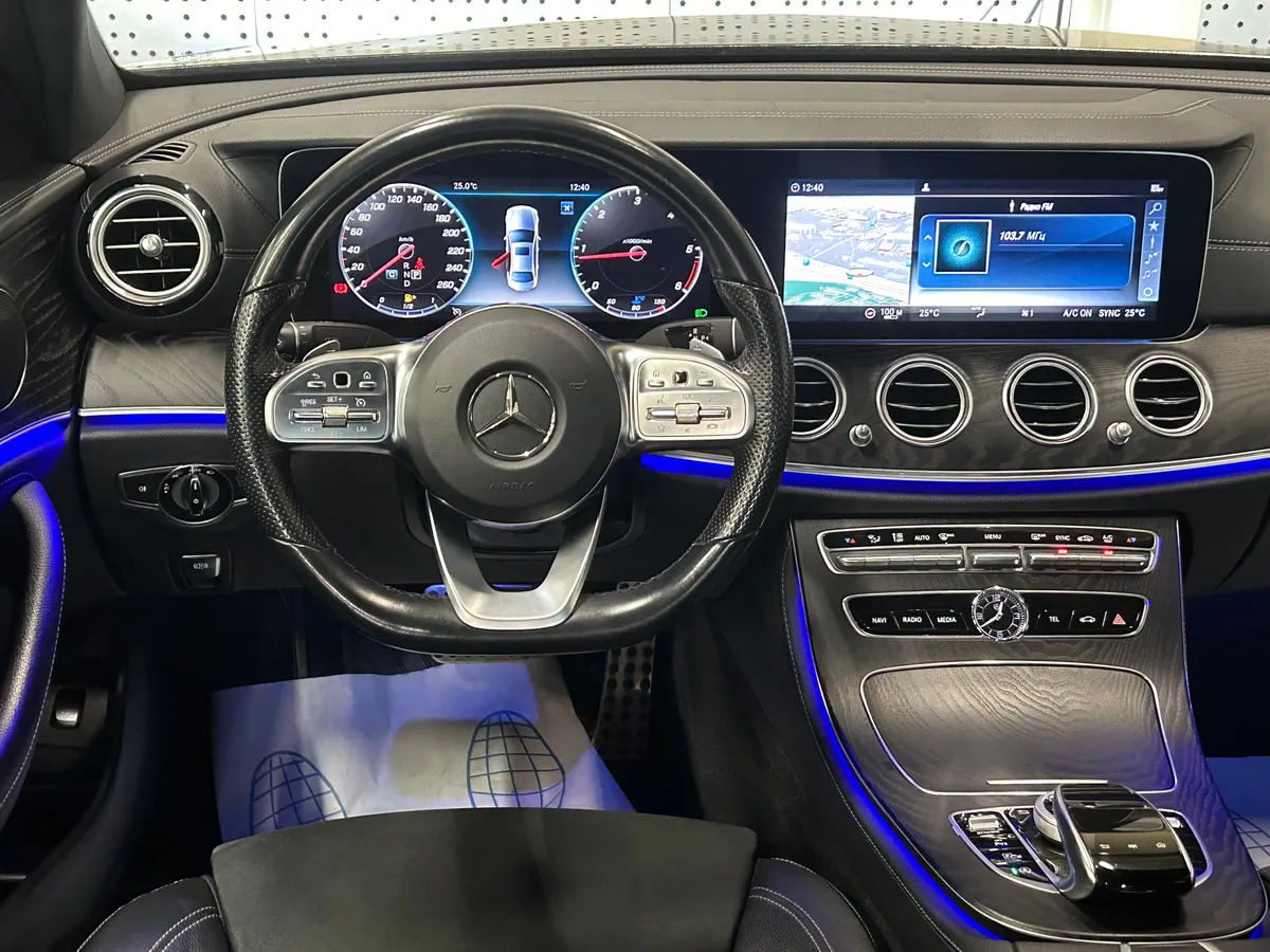 Mercedes-Benz E-Класс 2018 E 220 d 4MATIC Premium