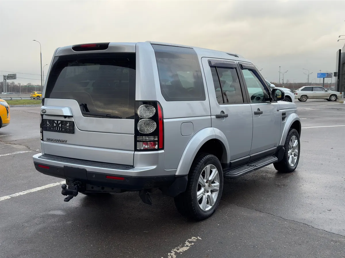 Land Rover Discovery 2015