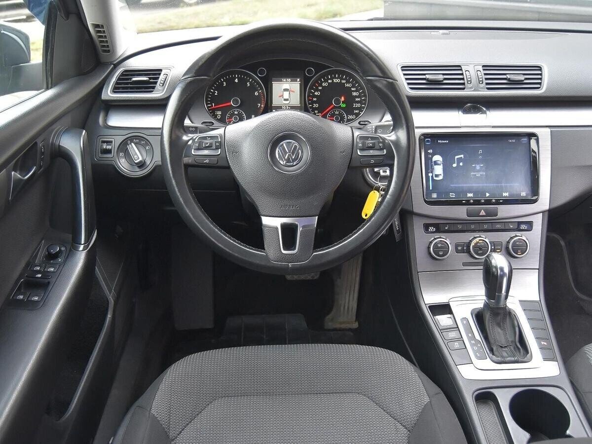 Volkswagen Passat 2012