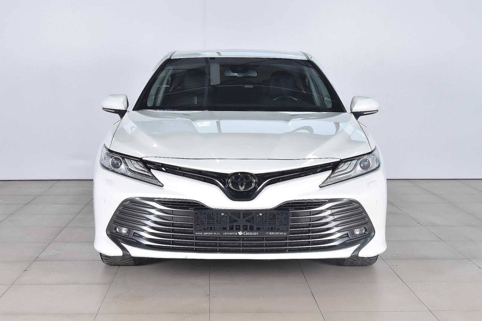 Toyota Camry 2019